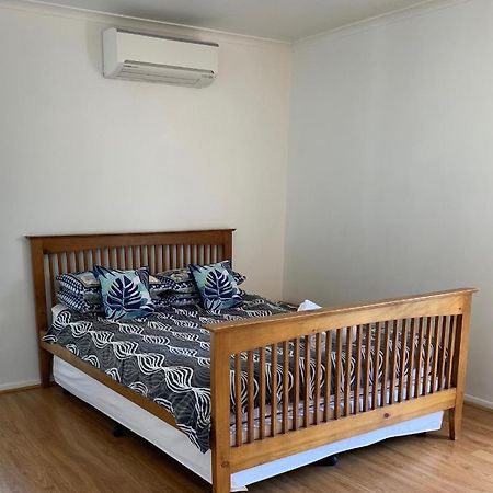 Adelaide Holiday Homes Екстер'єр фото