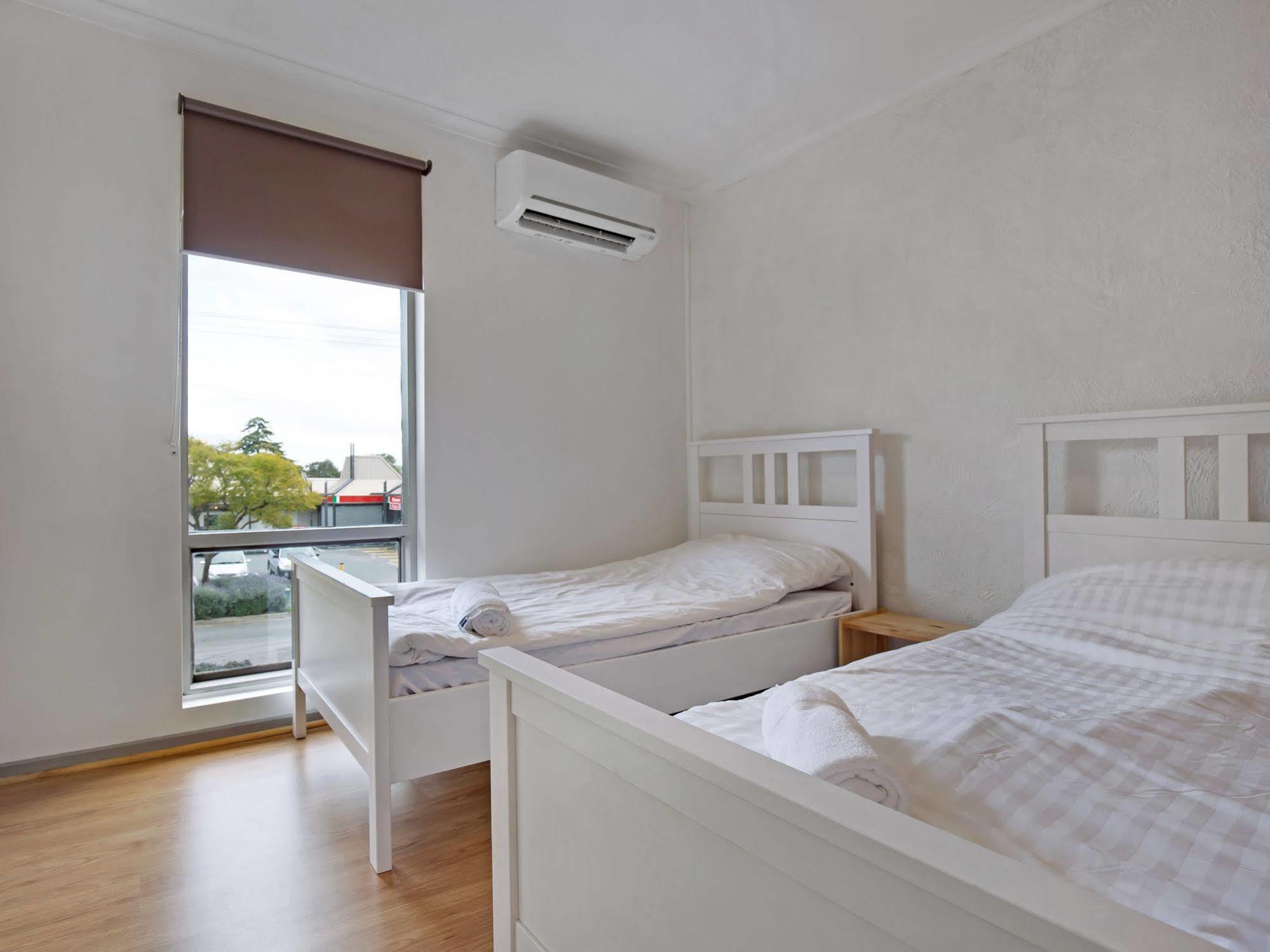 Adelaide Holiday Homes Екстер'єр фото