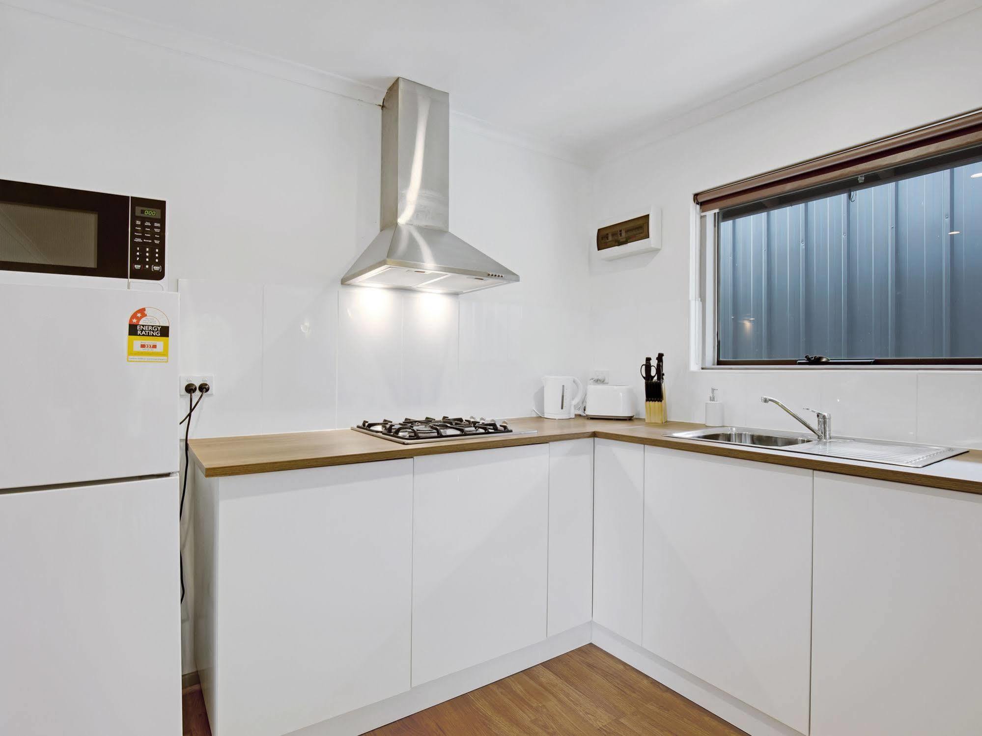 Adelaide Holiday Homes Екстер'єр фото